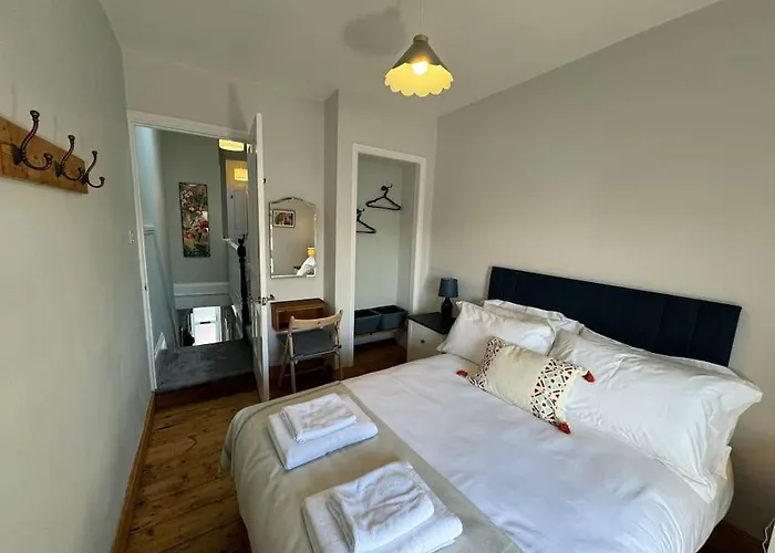 Casa vacanze Totterdown's Fabulous House & Floral Garden