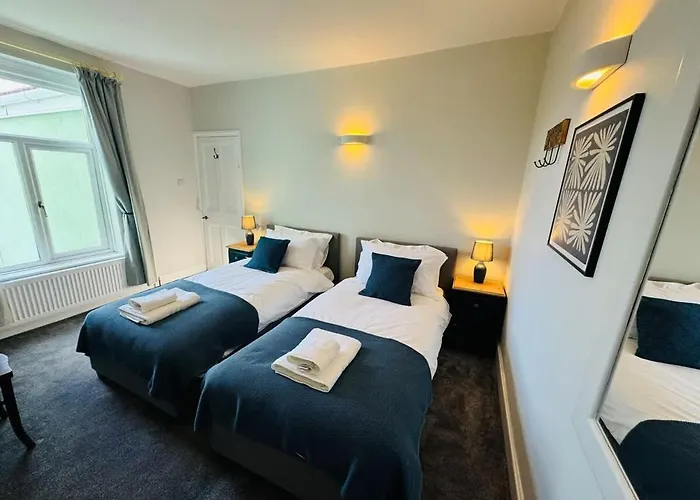 Totterdown's Fabulous House & Floral Garden Casa vacanze *