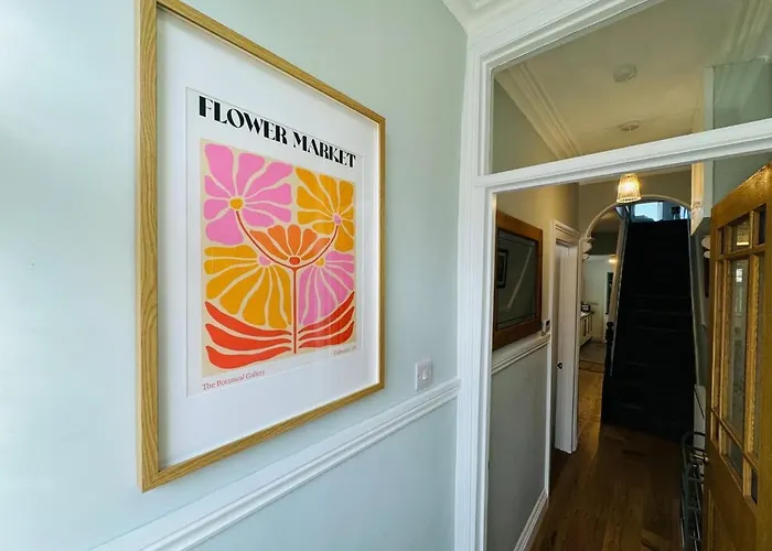Totterdown's Fabulous House & Floral Garden Casa vacanze Bristol