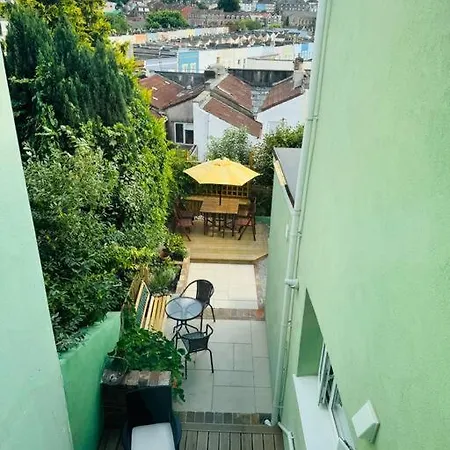 Casa de Férias Totterdown'S Fabulous House & Floral Garden Bristol