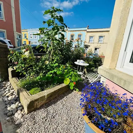 Totterdown's Fabulous House & Floral Garden * Μπρίστολ