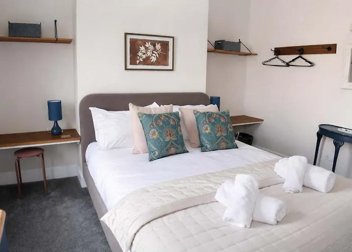 Totterdown's Fabulous House & Floral Garden Сasa de vacaciones